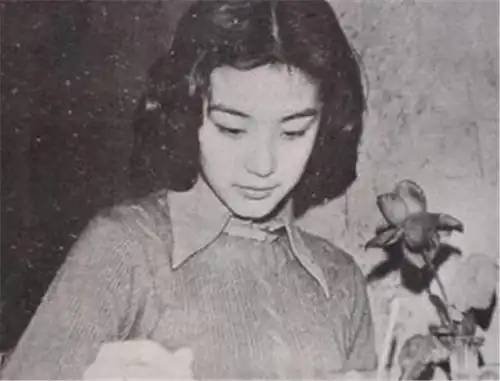 她年轻时美过范冰冰,多次获得金马奖,现金婚后成这般
