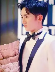 极光之恋朱晓鹏向关晓彤求婚网友被暖哭