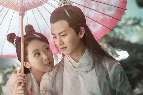 任嘉伦老婆古装剧照流出,看到她的颜值,难怪国超哥哥会沦陷
