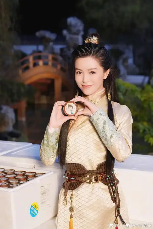 王晶版倚天屠龙记剧照来了先是文咏珊版的赵敏