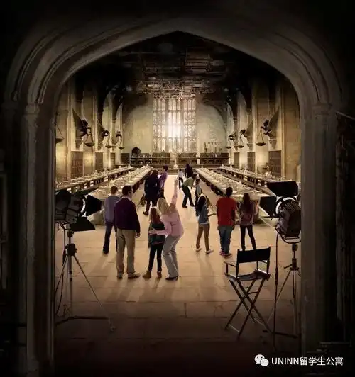 过山车魔法棒大鲨鱼去游乐园感受英国最后的夏天吧