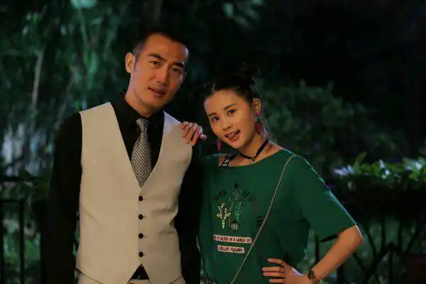 幸福敲了两次门热播,各种话题很贴近现实生活,引发观众热议
