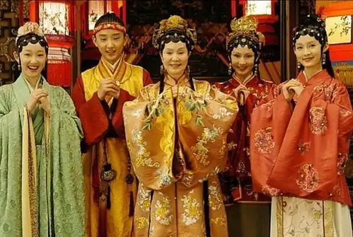 王扶林和李少红都不熟悉红楼梦,为何87版经典,新红楼被吐槽
