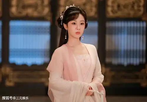 杨紫新戏刚杀青,就被曝出有穿帮镜头,证据出自杨紫之手
