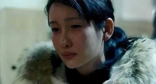 比宁静霸气,比张雨绮能怼,这位全班最丑的女演员活得够漂亮