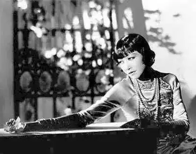 被全民唾弃却忧国忧民,100年前这个女星,赚口碑的实际行动甩奚梦瑶几条街