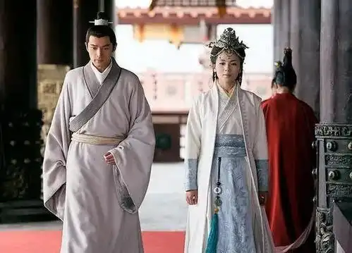 播放量超过百亿的8部剧,每一部都是当时的爆款,你追过哪一部