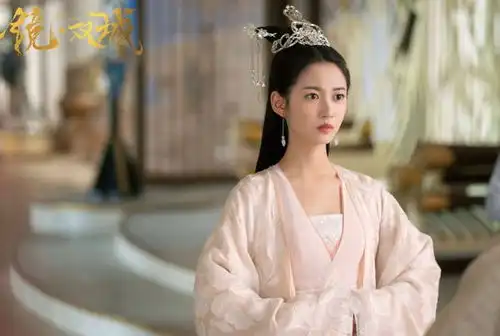 李易峰镜双城pk任嘉伦驭鲛记,后者三大方面完胜