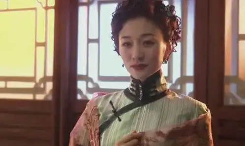 风筝中的可耻变节者,怕身份被揭穿,竟选择牺牲女儿保全自己