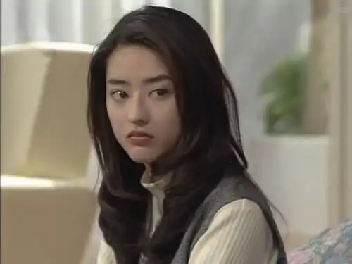 千年女二也能番红她神似刘亦菲,婚后美貌不再却幸福
