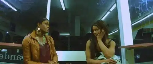 51岁的他不顾妻儿反对,终于做了一个当女人的决定
