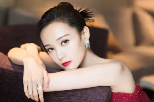 腾讯又一甜宠剧将袭,全员高颜值让人心动,光看绝美剧照就想追