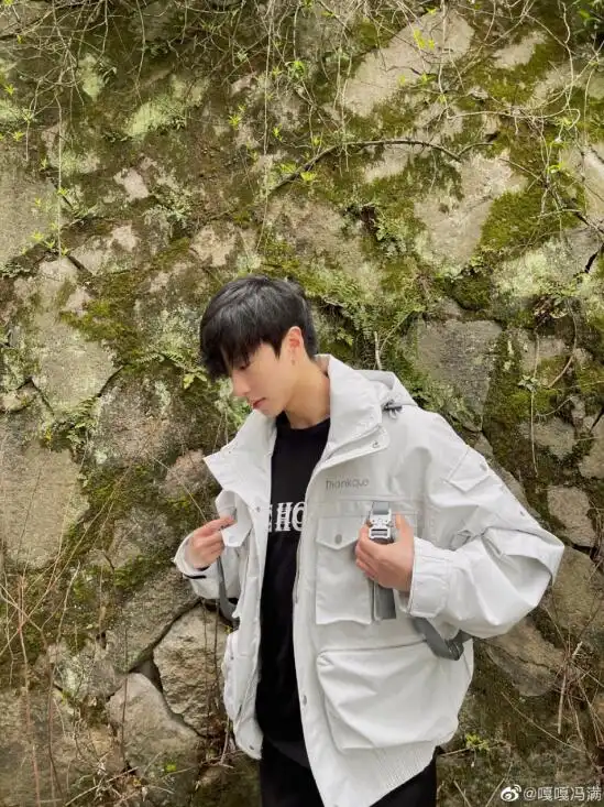 冯满在夏洛特烦恼剧照,他年龄多大了
