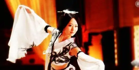 娱乐圈有名的女神,出演一部戏就红遍大江南北,如今依旧貌美如花
