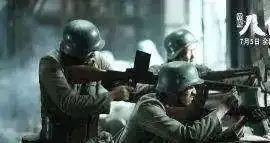 电影八佰里的暗线白马是什么荒诞的台词未完的结局
