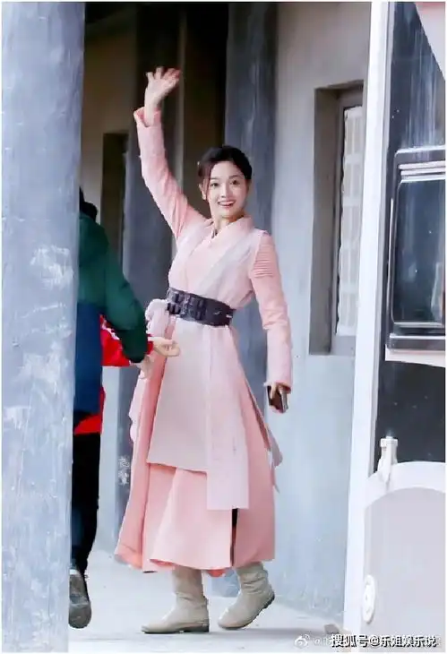 斗罗大陆在央八播出,女主角吴宣仪第一次出演电视剧,她的演技如何呢
