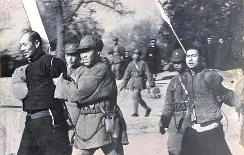 1952年,四川发现一汉人奴隶,彭德怀得知消息后,亲自前来拜访
