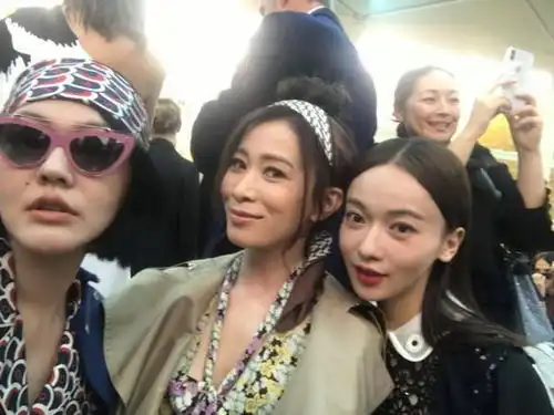 延禧璎珞娴妃同框小s大赞吴谨言瘦佘诗曼冻龄
