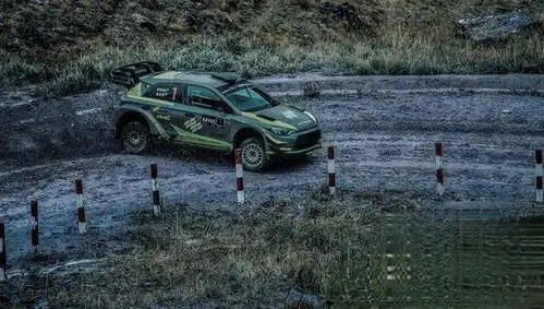 飞驰人生2剧照赛车