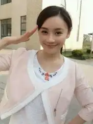 盘点袁姗姗剧照与杨幂同班父母是公务员图
