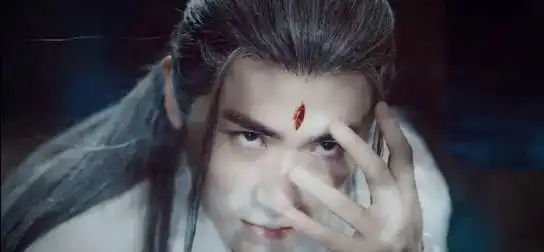 肖战和朱一龙,像又不像的人生,他们会成功吗