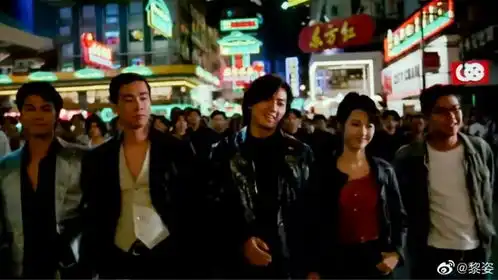 黎姿看哥哥为陈小春谢天华林晓峰打call
