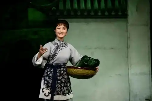 中国戏剧梅花奖榜首方亚芬将于6月1415携越剧与贵阳戏迷见面