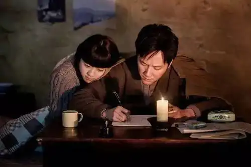 她两次怀孕出轨,有过4个男人,受尽白眼屈辱
