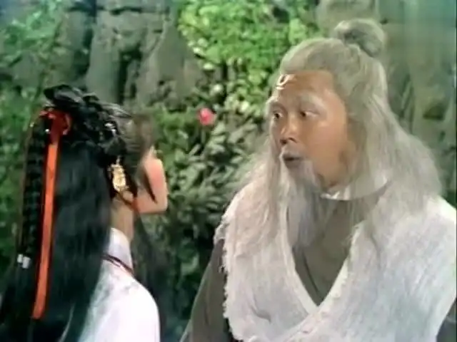 射雕英雄传老顽童对黄蓉说,你以为你是我妈呀,见我就教训我