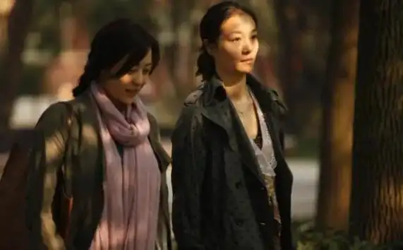 她能嫁给爱情,我太激动了
