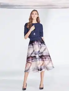 新柜开业源自巴黎的时尚魅力
