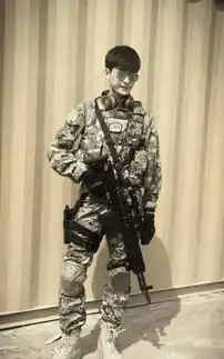 吴京对小鲜肉张翰耍大牌不满,却也只能无奈用他们