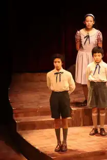 sunny实力演绎多角放牛班的春天保利剧院谢幕
