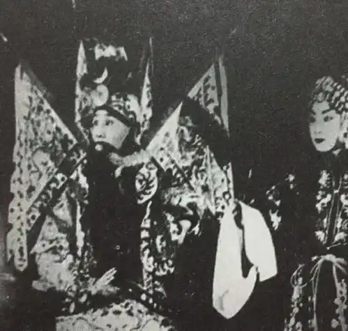 言慧珠京剧世家梅兰芳爱徒,三段惊艳婚姻却凄凉自尽