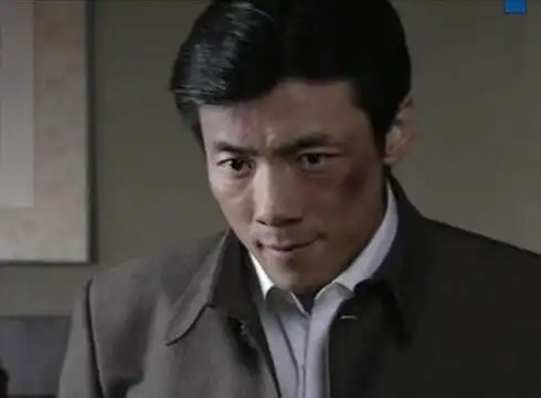 职场十年后重看潜伏被余则成屡屡斗败的李涯,是否有抱着想哭的感觉
