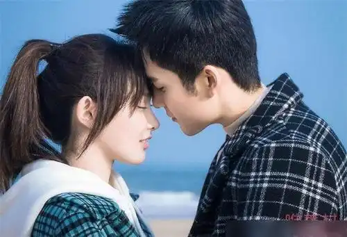 韩东君搭档彭小苒新剧走起我的天才街坊来袭,上演甜蜜爱情

