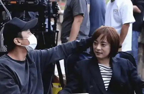 理想之城开播,网友晒孙俪与赵又廷接吻照,邓超立马吃醋了