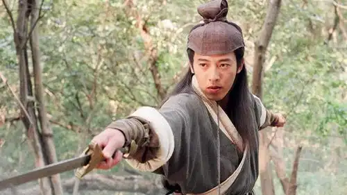 笑傲江湖里,五大绝世武功,若会其一可纵横天下
