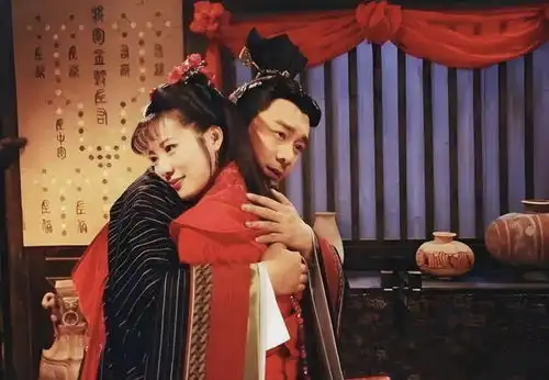 苏小妹出上联小妹虽小,小手小脚小嘴,小巧但不小气,新郎慌了

