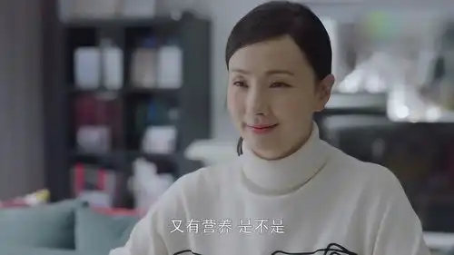 小欢喜妈妈为英子讲述外面卖的油条的坏处,英子随口附和
