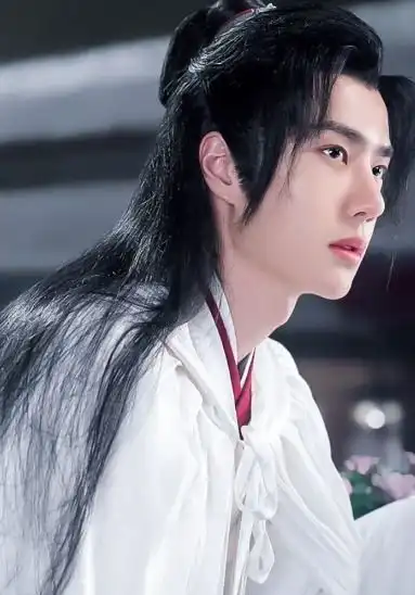 有翡里把襁褓之中的谢允救出皇宫的王中官后来为什么要自杀
