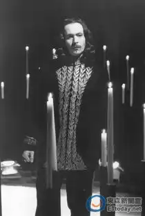 好想被布莱德彼特咬一口10位超邪魅吸血鬼男星
