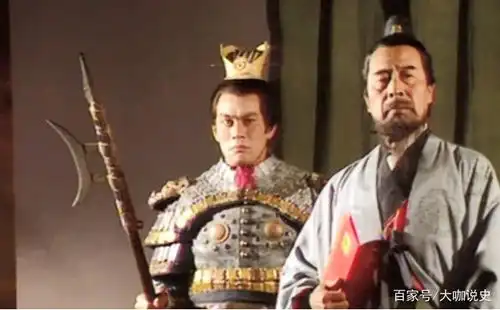吕布为何被称三国第一猛将他有何傲人的战绩原因还真不简单
