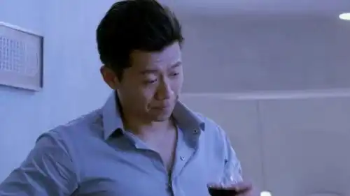 浪漫天降夏雨一看关晓彤这造型,立马拒绝了她的要求

