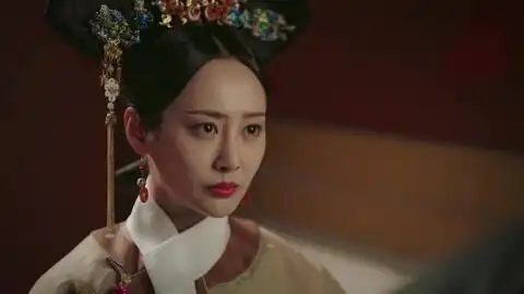 凌云彻把曾经送给嬿婉的戒指交给海兰