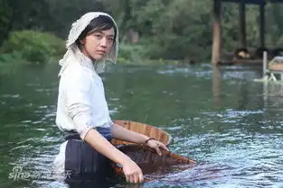 武侠曝新剧照陈可辛为汤唯加捕鱼戏