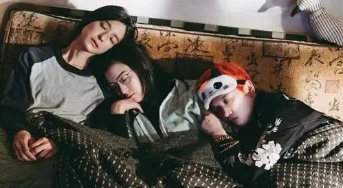 46岁郑秀文内地出席活动,皮肤白皙紧致,坦露想拍女性大尺度片
