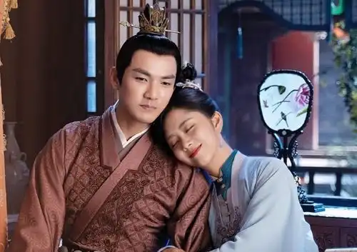 往后余生开拍中,李小冉出演单身妈妈,与他再续前缘
