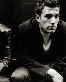 电影城中大盗里的主角叫什么名字
