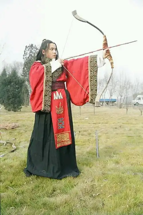 这大概是全网最全翁斐然秦始皇剧照
